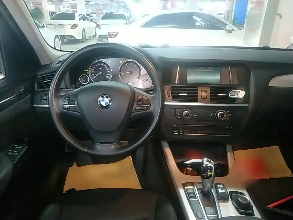 BMW X3 2016 — фото 11