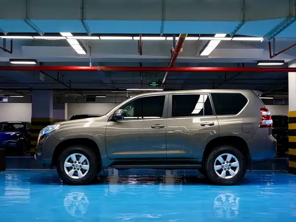 Toyota Prado 2016