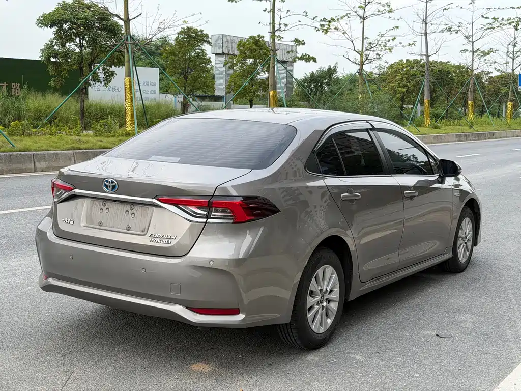 Toyota Corolla 2022 — фото 15