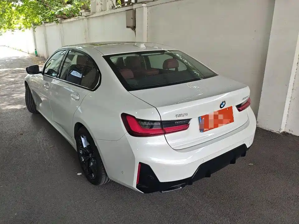 BMW 3 Series 2025