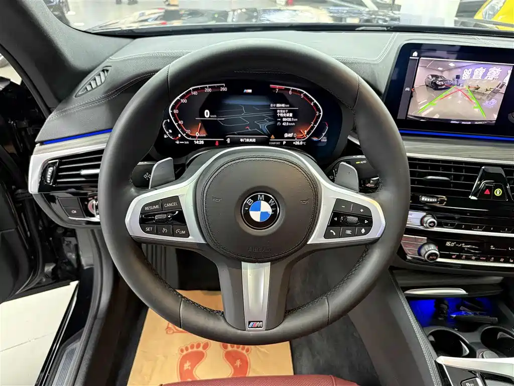 BMW 5 Series 2022 — фото 14