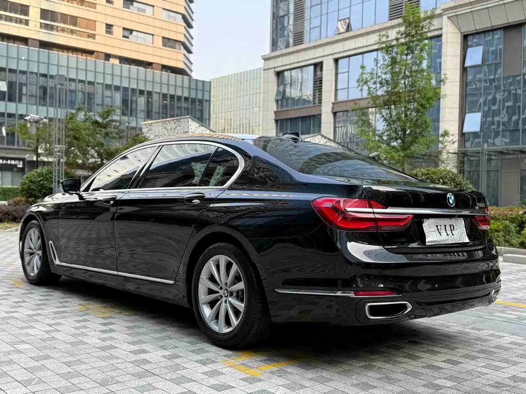 BMW 7 Series 2017