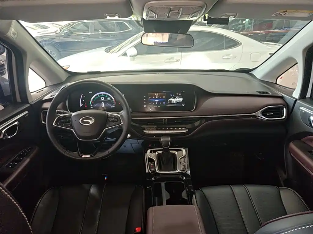 GAC Motor Trumpchi M6 2024 — фото 10