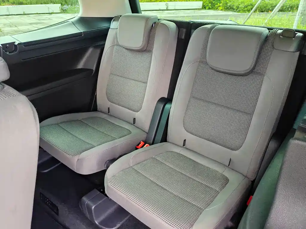 Volkswagen Sharan 2015 — фото 11