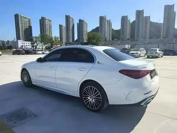 Mercedes-Benz C-Class 2022