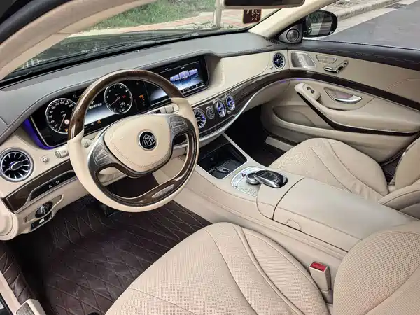 Mercedes-Benz Maybach S-Class 2016