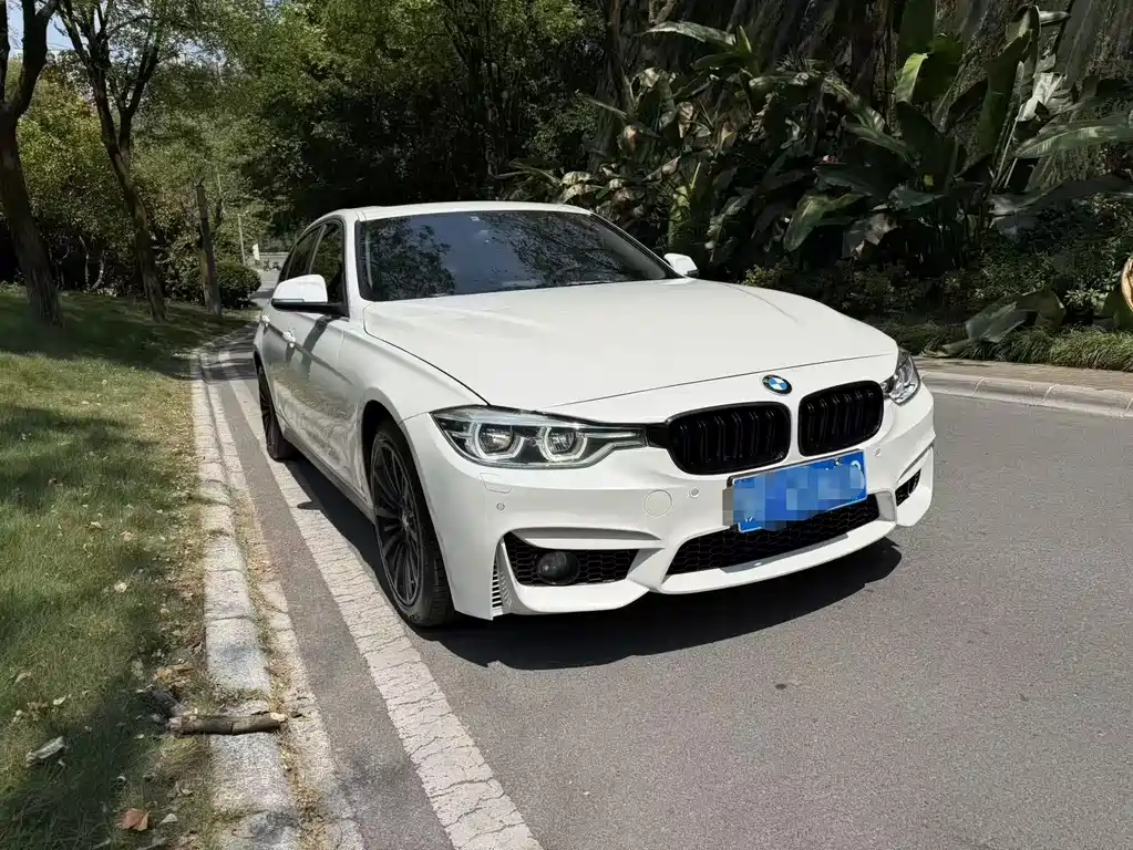 BMW 3 Series 2018 — фото 6