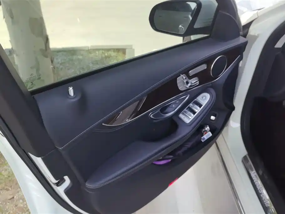 Mercedes-Benz C-Class 2015