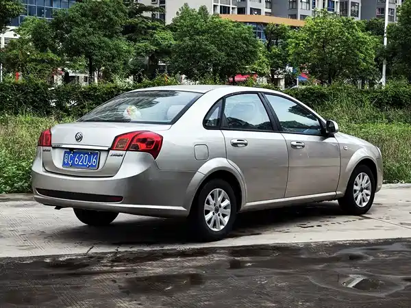Buick Excelle 2013