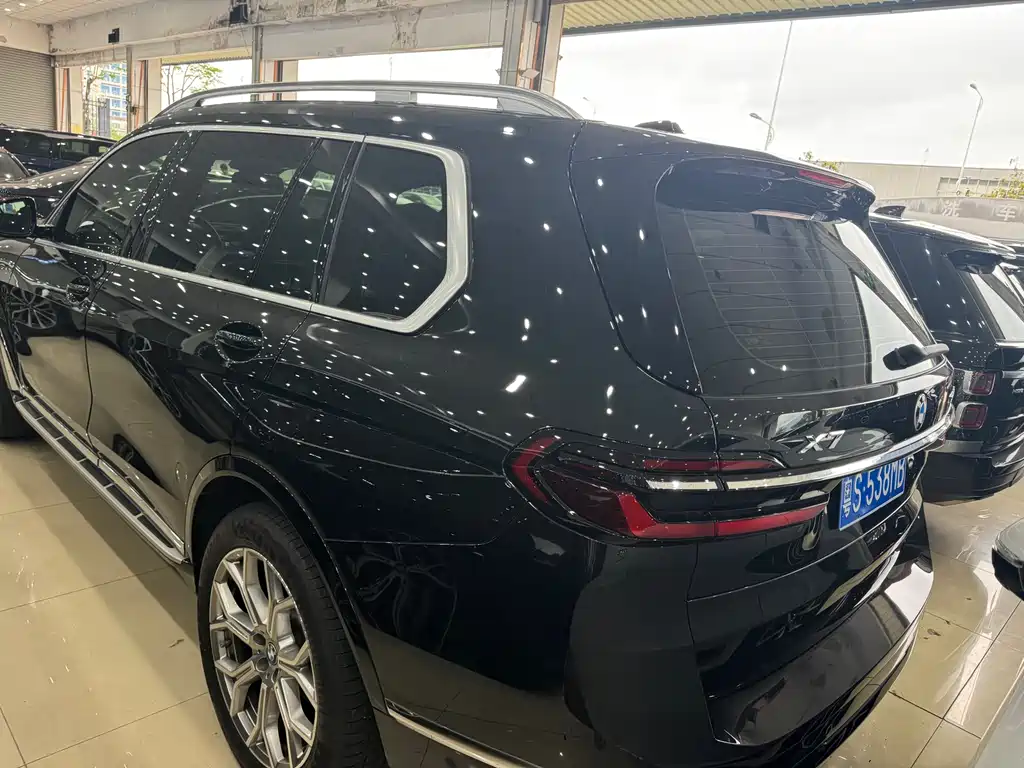 BMW X7 2023 — фото 6