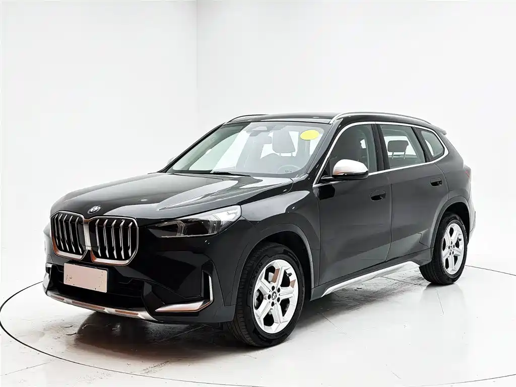 BMW X1 2023 — фото 1