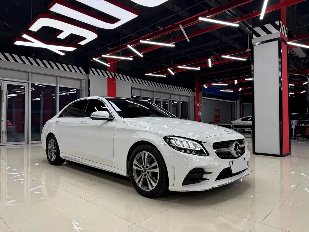 Mercedes-Benz C-Class 2020 — фото 3