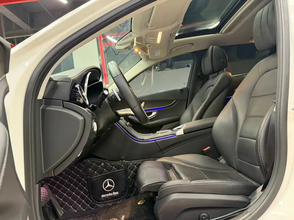 Mercedes-Benz C-Class 2020 — фото 12
