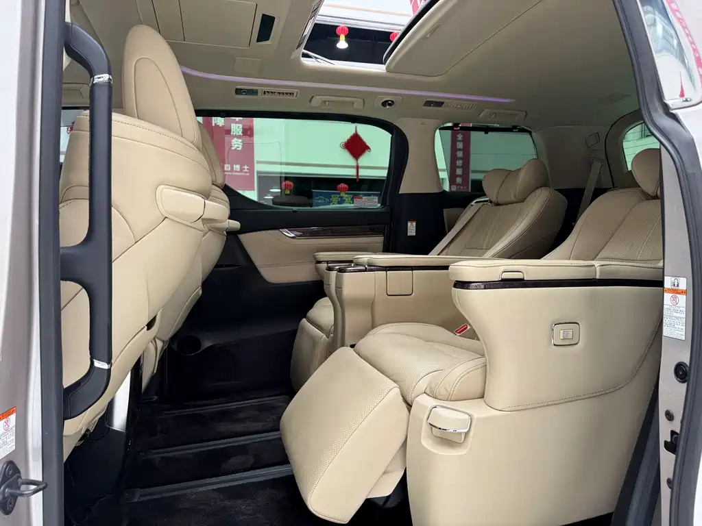 Toyota Vellfire 2019 — фото 4
