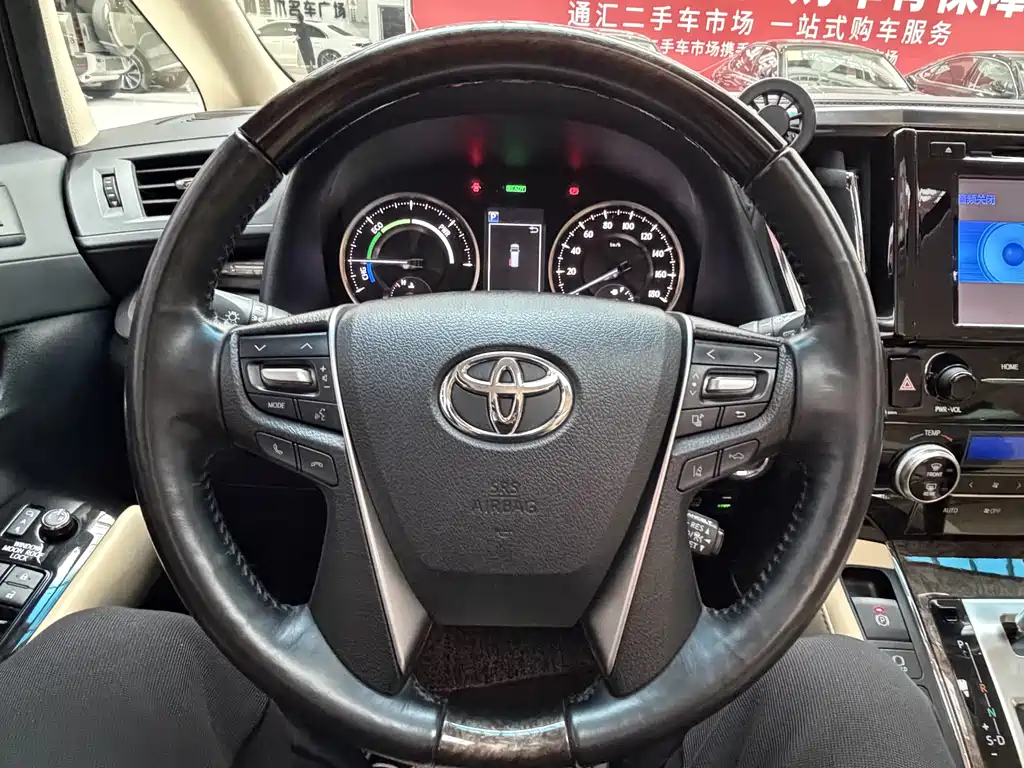 Toyota Vellfire 2019 — фото 19