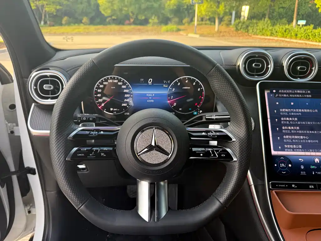 Mercedes-Benz GLC 2023 — фото 4