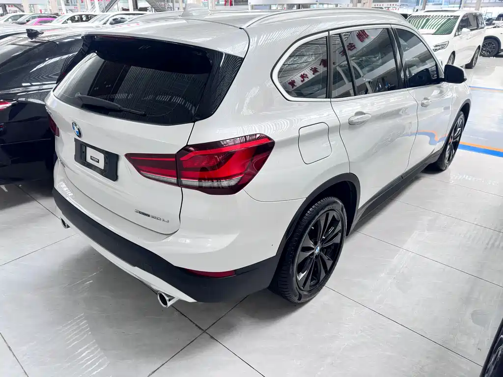 BMW X1 2021 — фото 16
