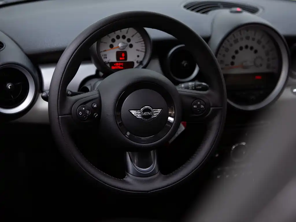 MINI Clubman 2012 — фото 10