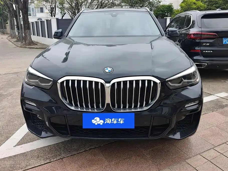BMW X5 2021