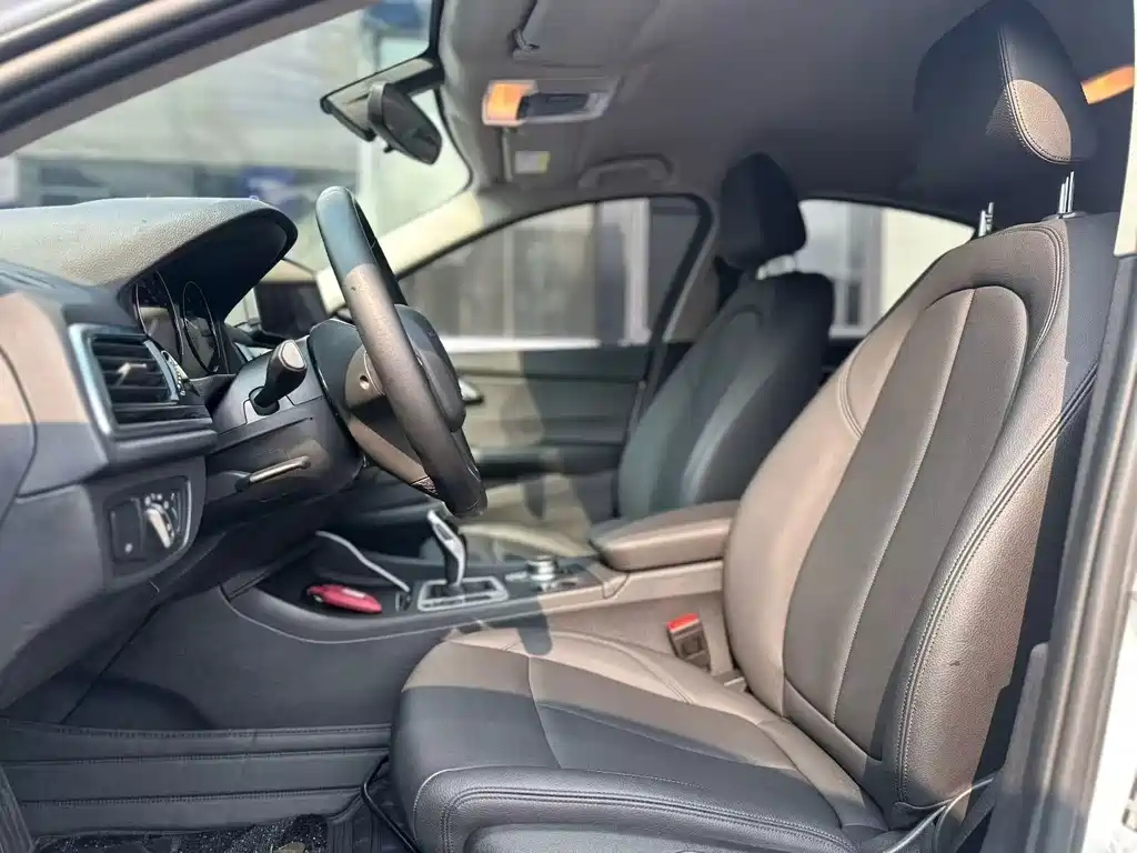 BMW 1 Series 2022
