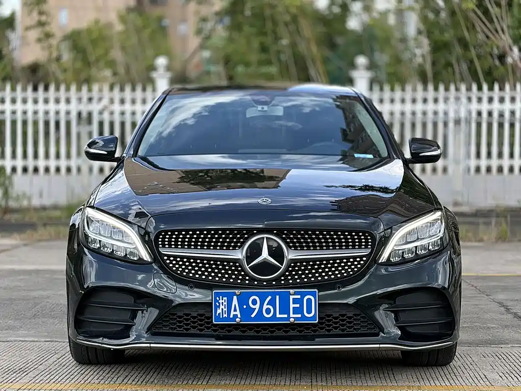 Mercedes-Benz C-Class 2020