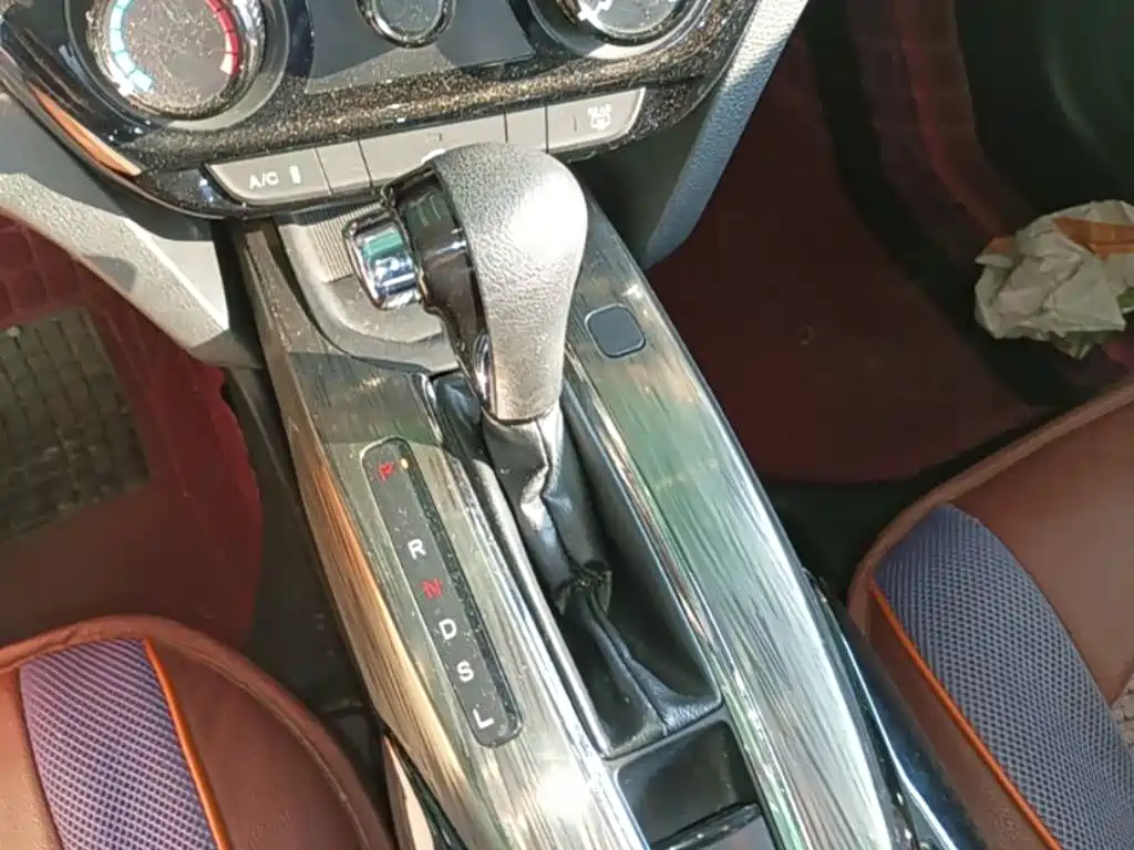 Honda XR-V 2015 — фото 14