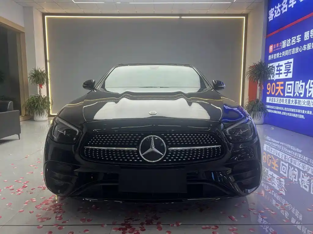 Mercedes-Benz E-Class 2021