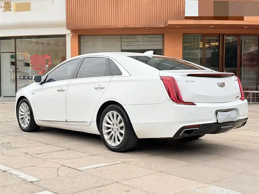 Cadillac XTS 2018 — фото 7