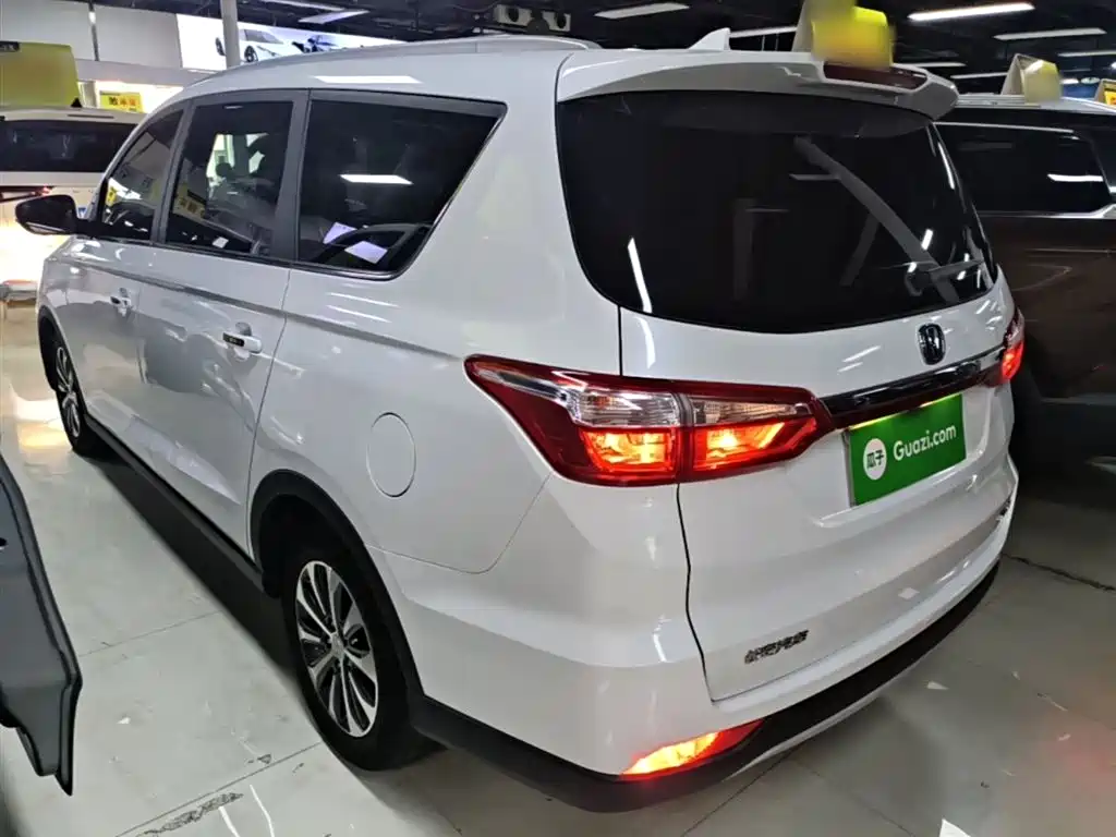 Changan Lingxuan 2018 — фото 5