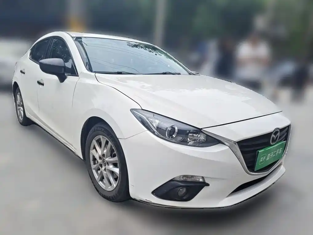 Mazda 3 Axela 2016 — фото 25