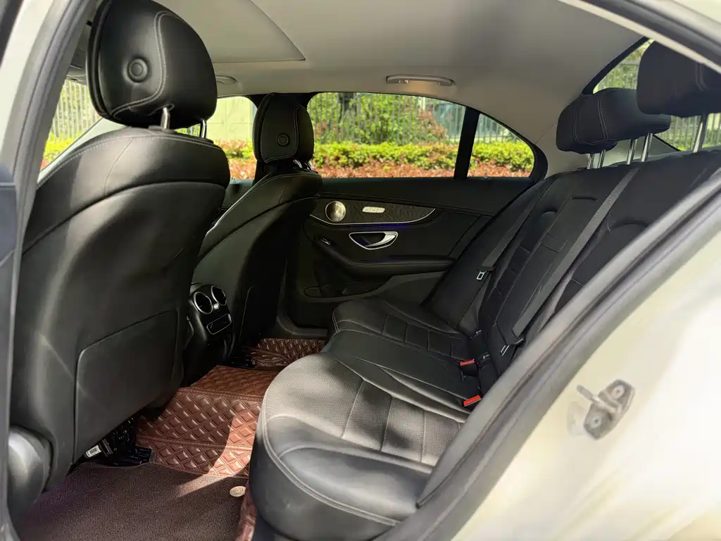 Mercedes-Benz C-Class 2020 — фото 6