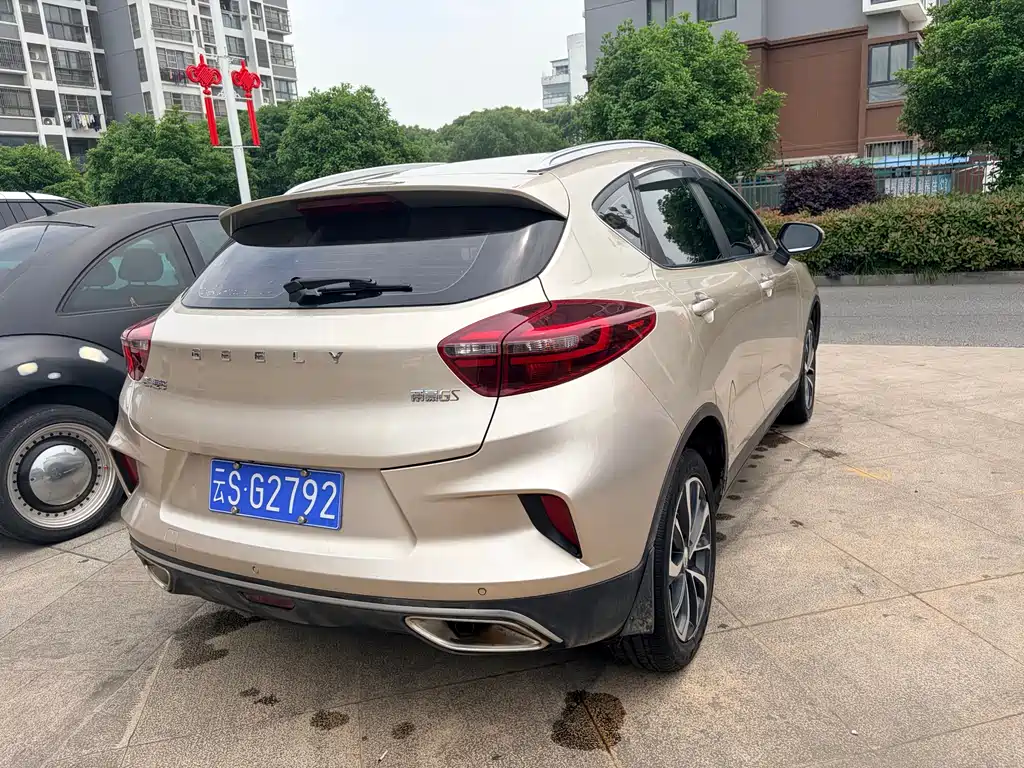 Geely Emgrand GS 2020 — фото 8