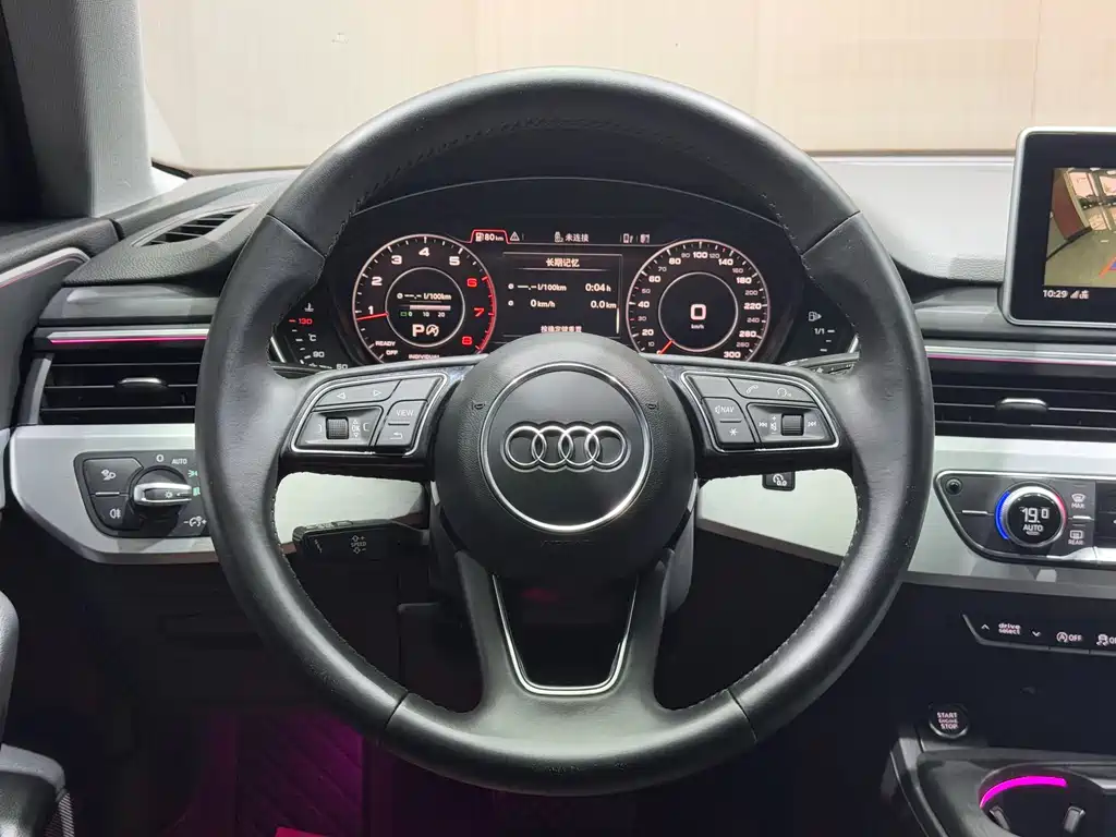 Audi A4L 2019 — фото 17
