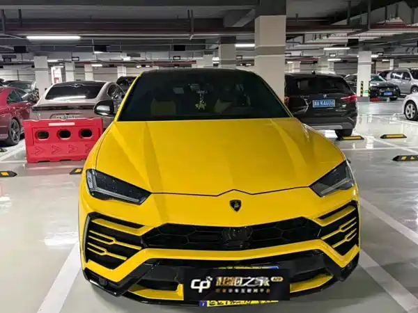 Lamborghini Urus 2019