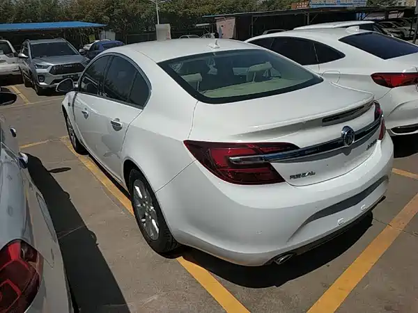 Buick Regal 2015