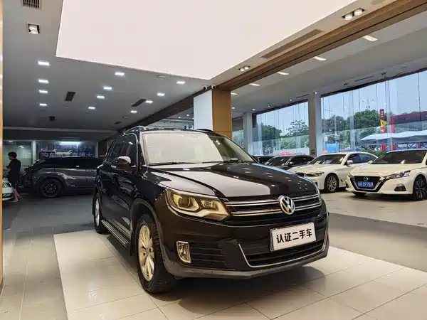 Volkswagen Tiguan 2015