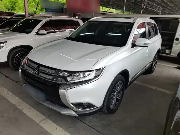 Mitsubishi Outlander 2018