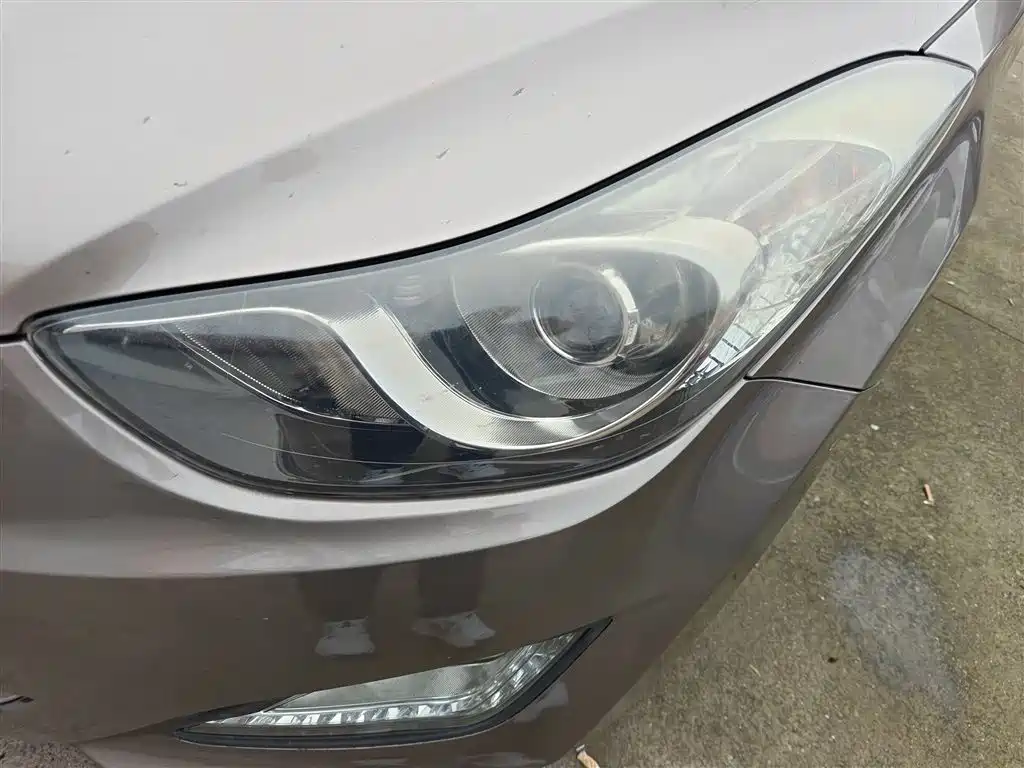 Hyundai Elantra Langdong 2016 — фото 19