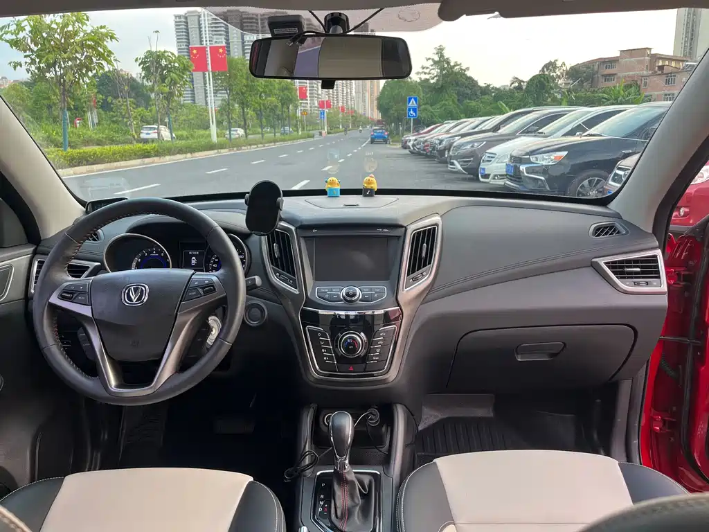 Changan CS35 2018 — фото 10