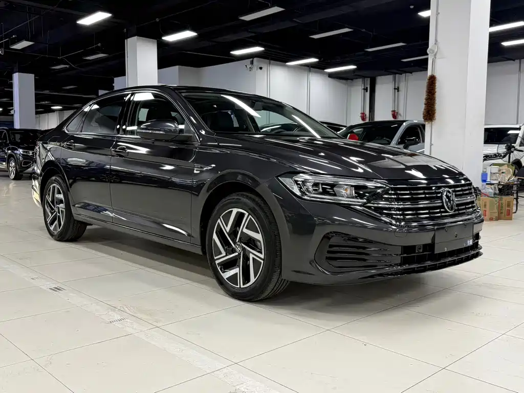 Volkswagen Sagitar 2023