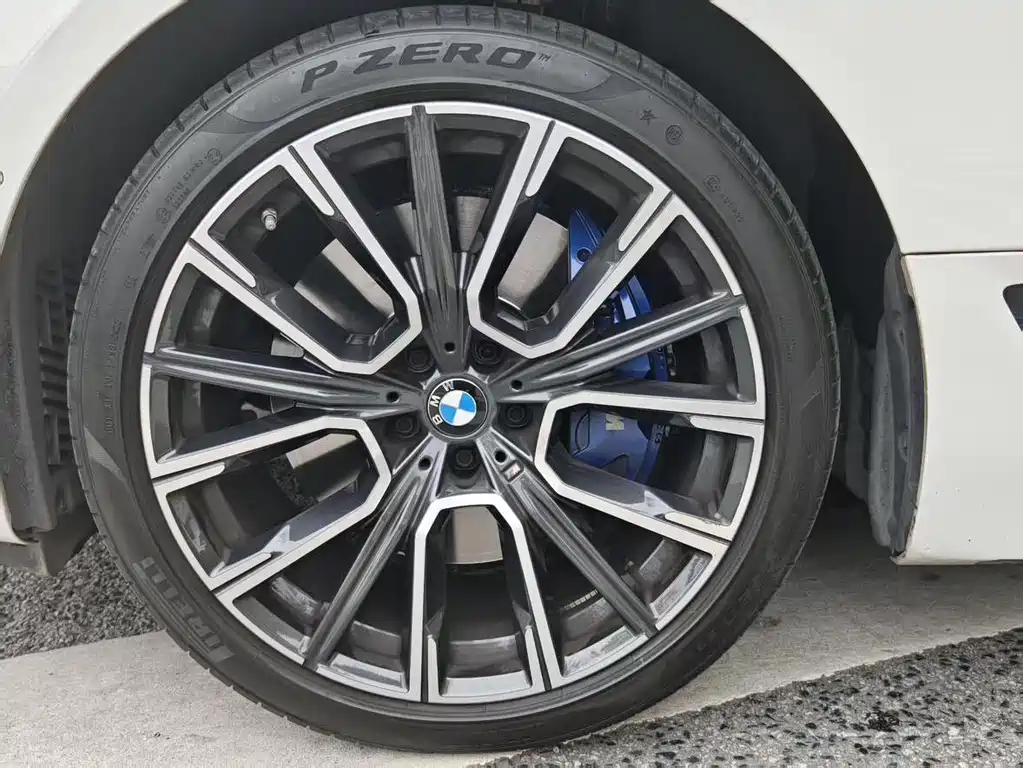 BMW 6 Series GT 2022 — фото 12