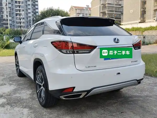 Lexus RX 2021
