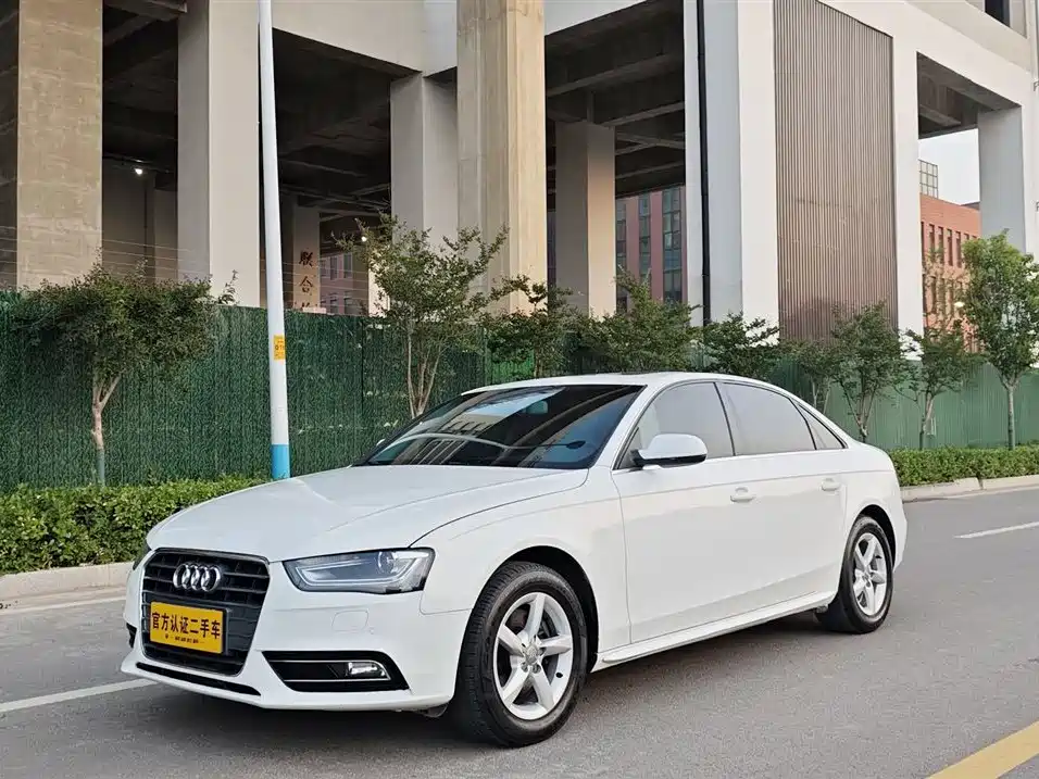 Audi A4L 2013
