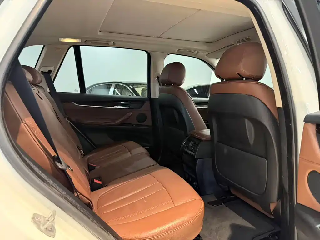 BMW X5 2015 — фото 10