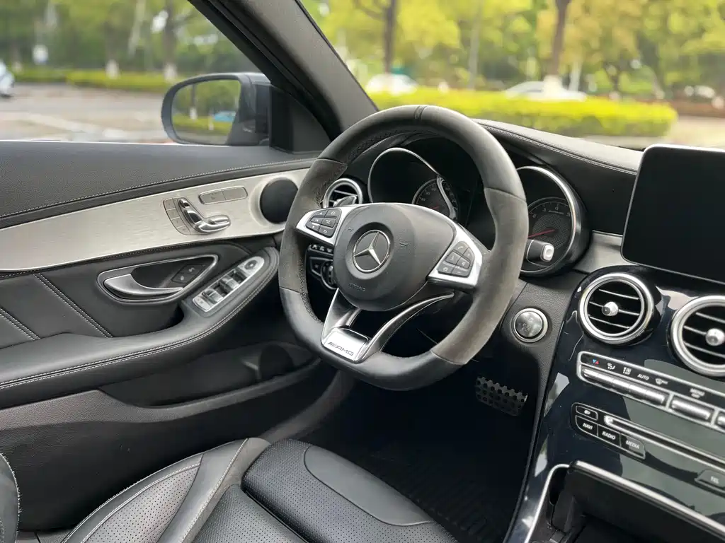 Mercedes-Benz C-Class AMG 2016 — фото 14
