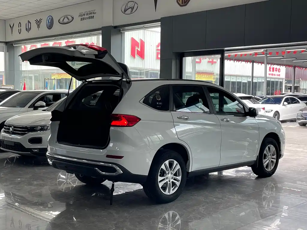 Haval M6 2023 — фото 16