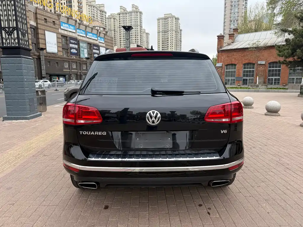Volkswagen Touareg 2018 — фото 6