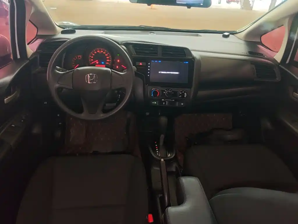 Honda Fit 2019 — фото 10