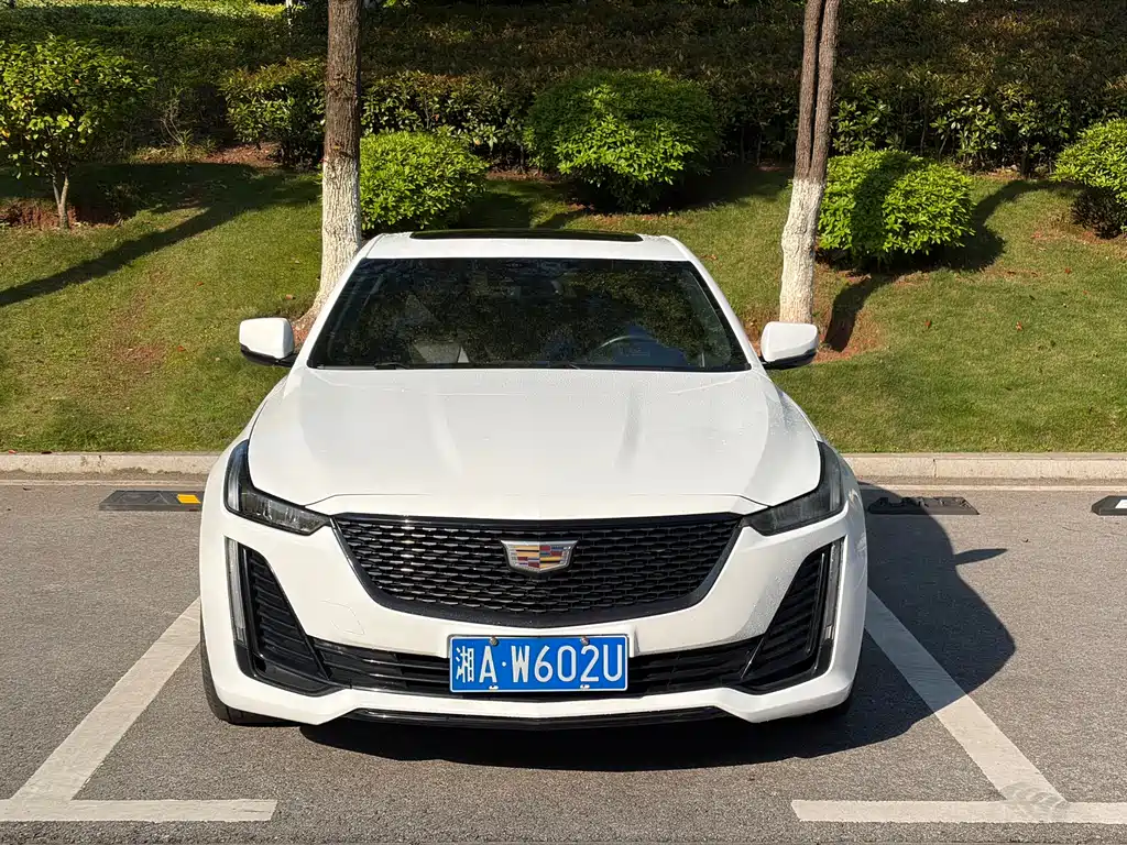 Cadillac CT5 2020 — фото 2