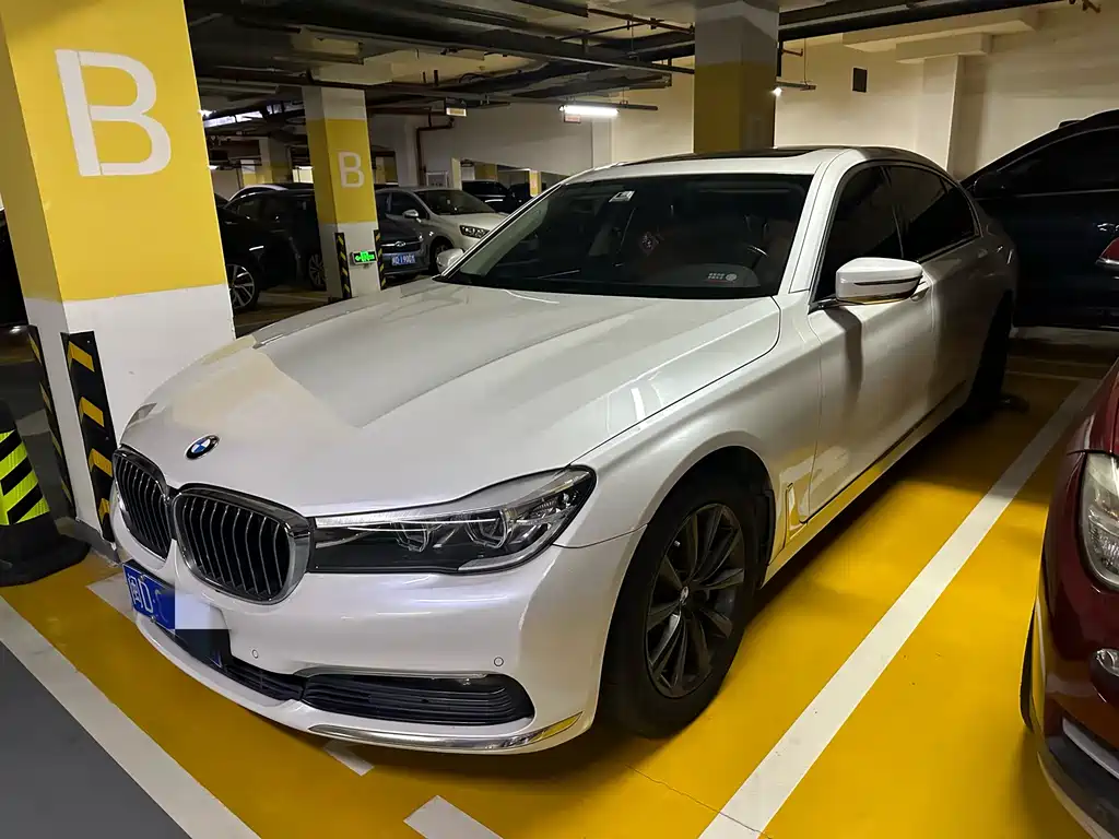 BMW 7 Series 2016 — фото 1